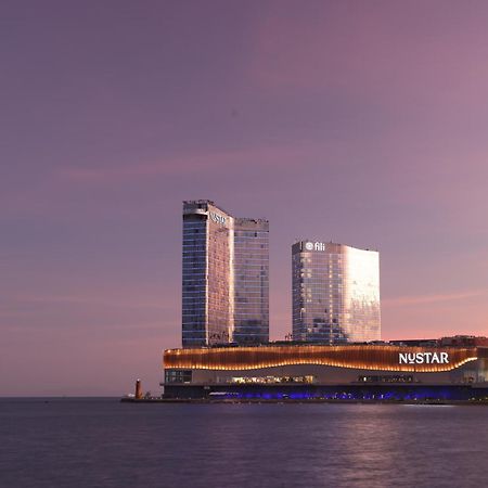 Fili Hotel At Nustar 세부 외부 사진