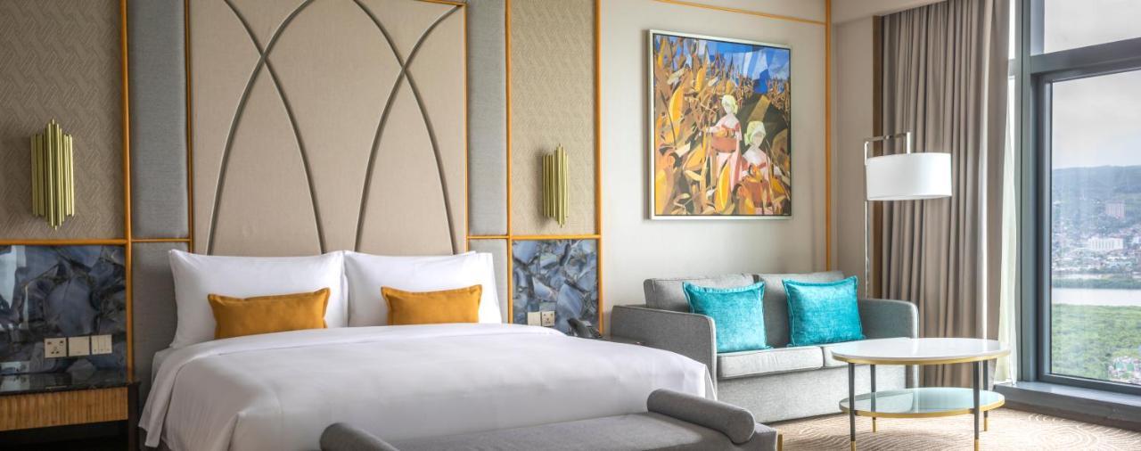 Fili Hotel At Nustar 세부 외부 사진