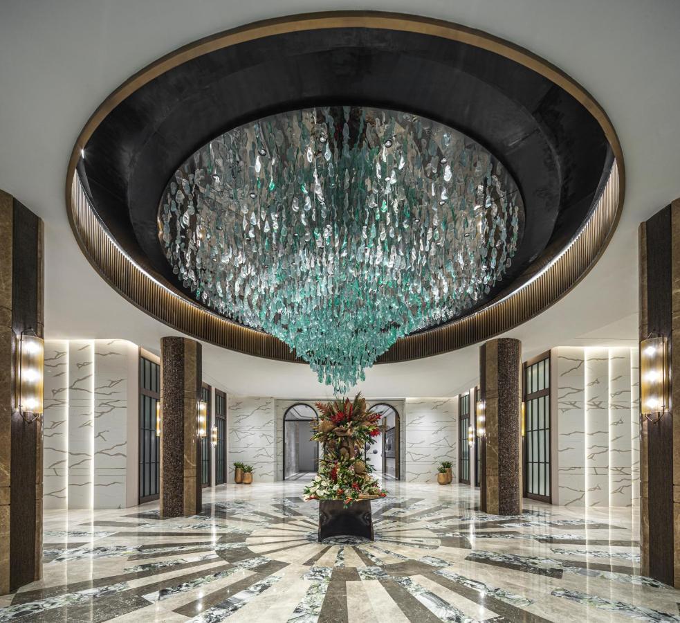 Fili Hotel At Nustar 세부 외부 사진