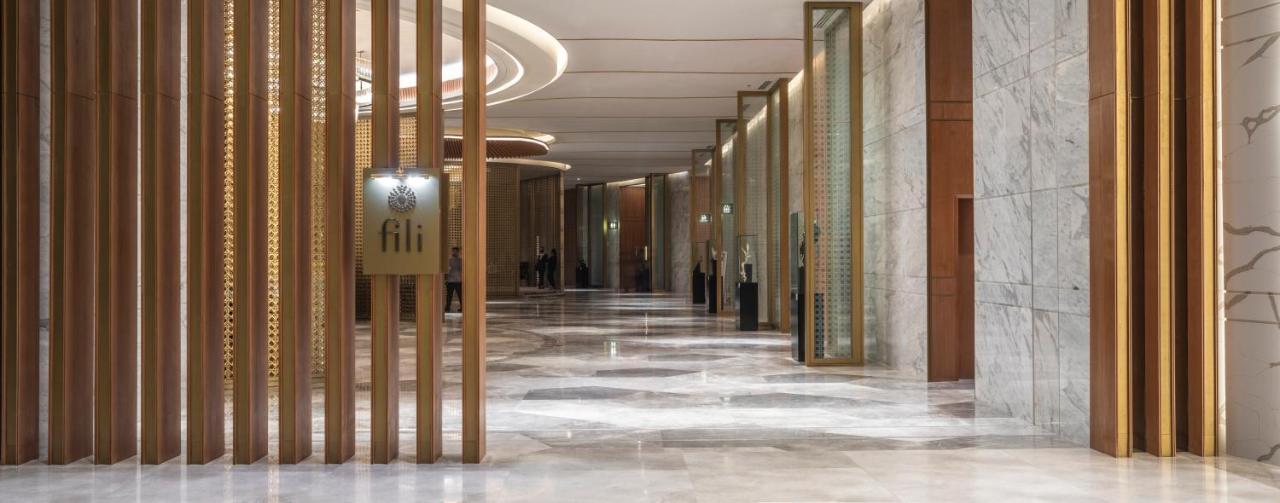 Fili Hotel At Nustar 세부 외부 사진
