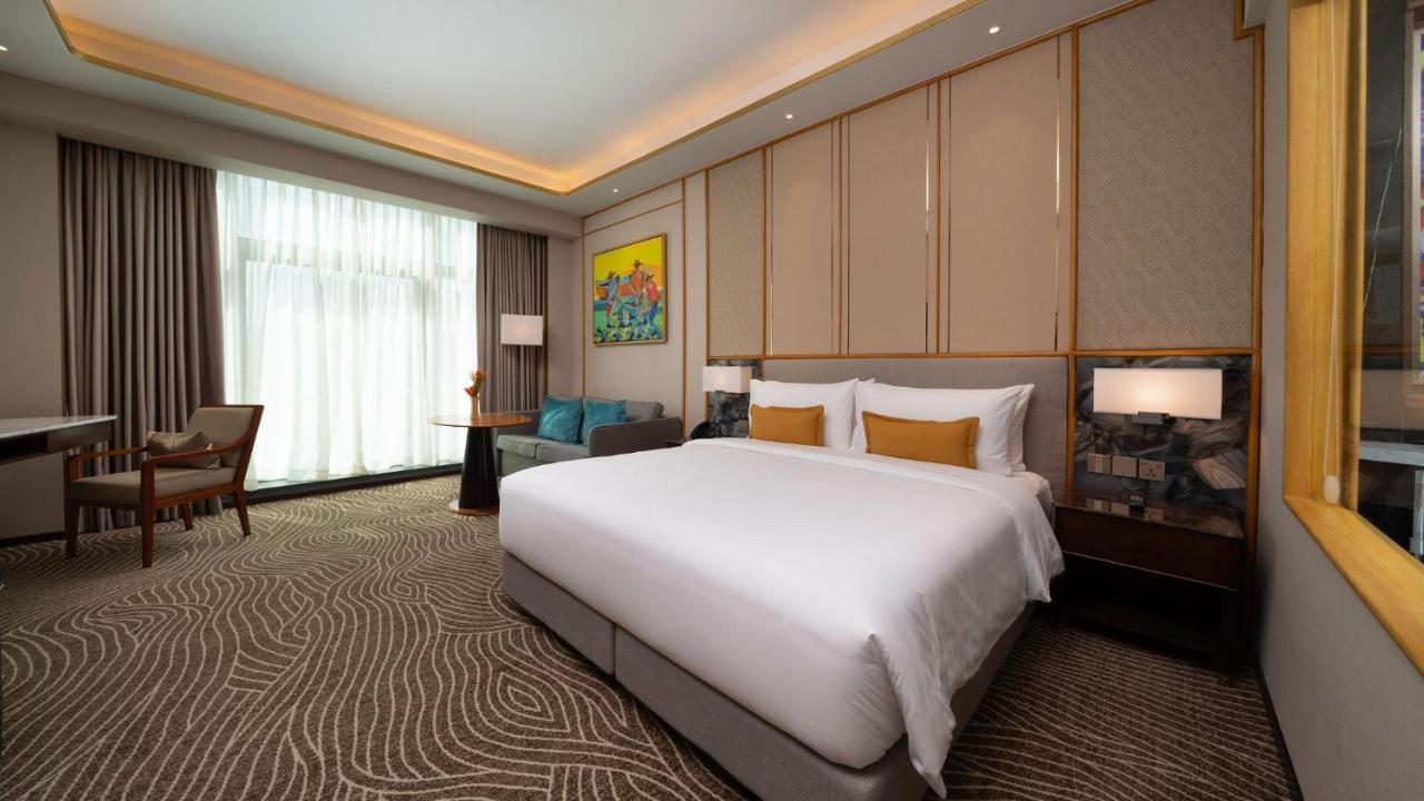 Fili Hotel At Nustar 세부 외부 사진