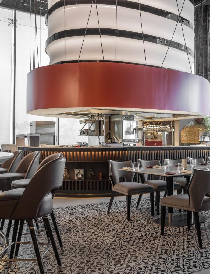 Fili Hotel At Nustar 세부 외부 사진