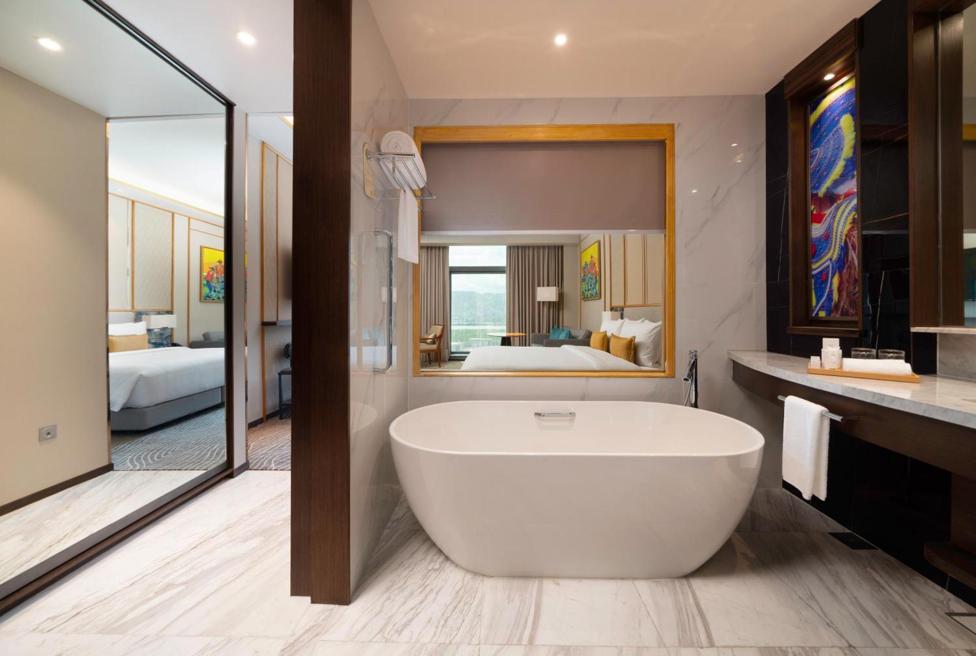 Fili Hotel At Nustar 세부 외부 사진