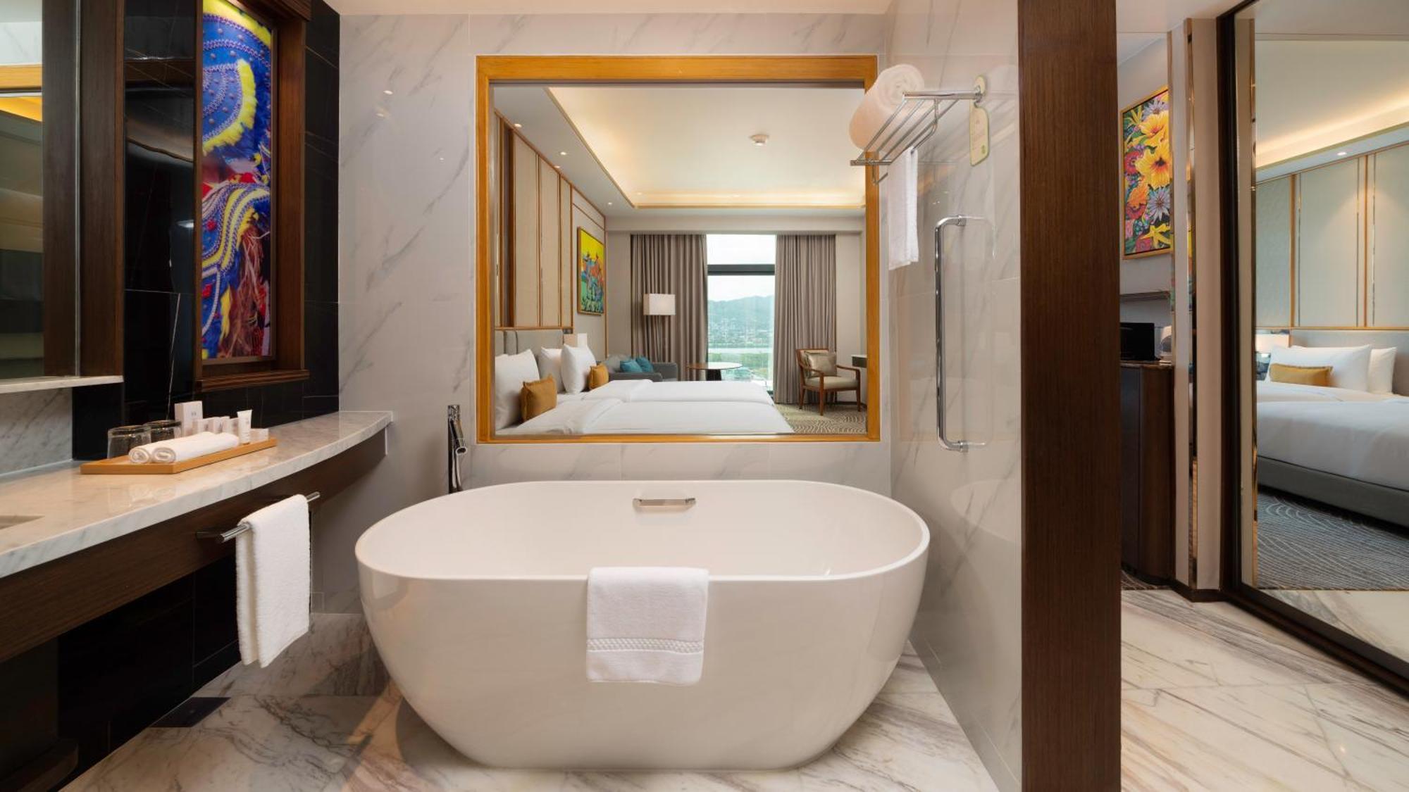 Fili Hotel At Nustar 세부 외부 사진